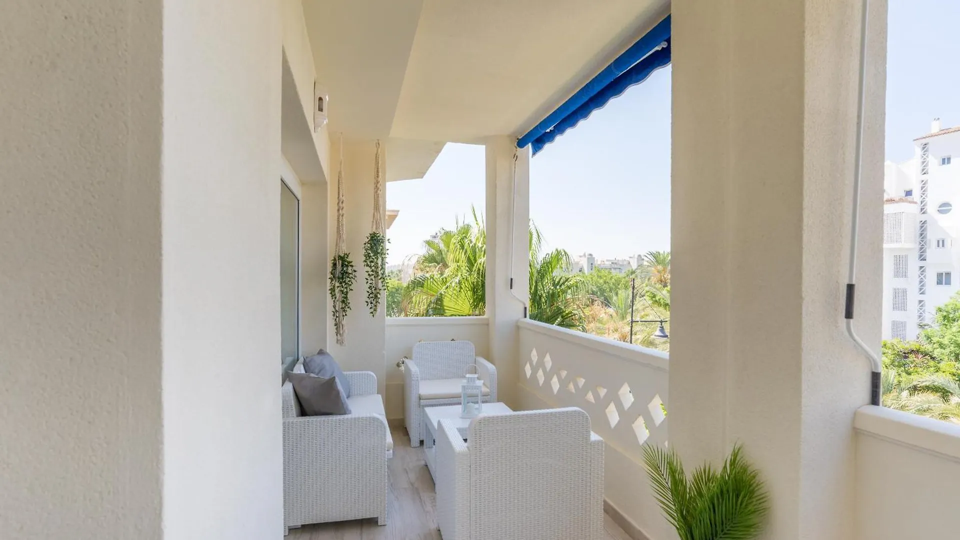 Saturnodream-4 Min To The Beach-Seasonal Pool Torremolinos
