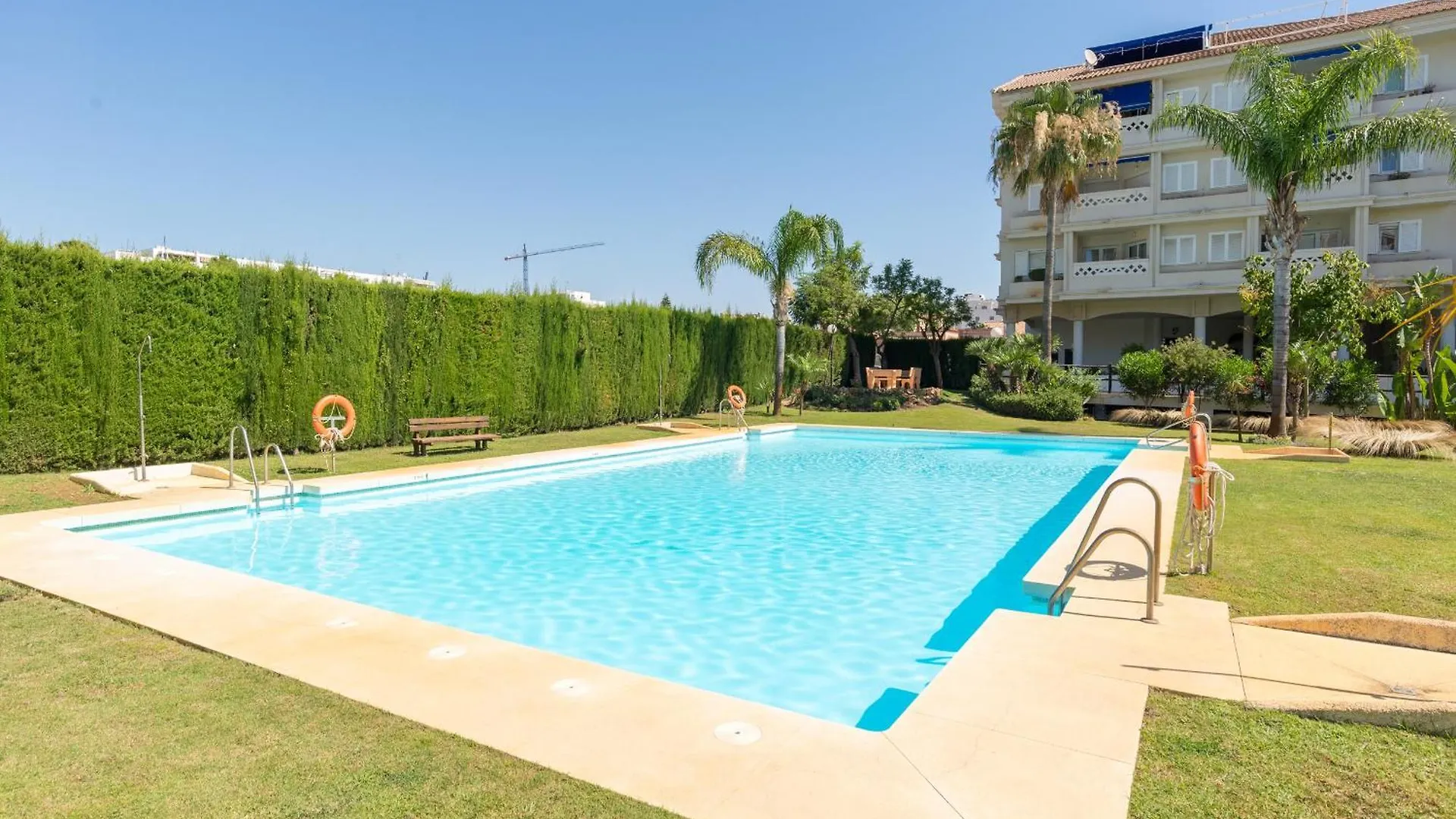 Saturnodream-4 Min To The Beach-Seasonal Pool Torremolinos Spain